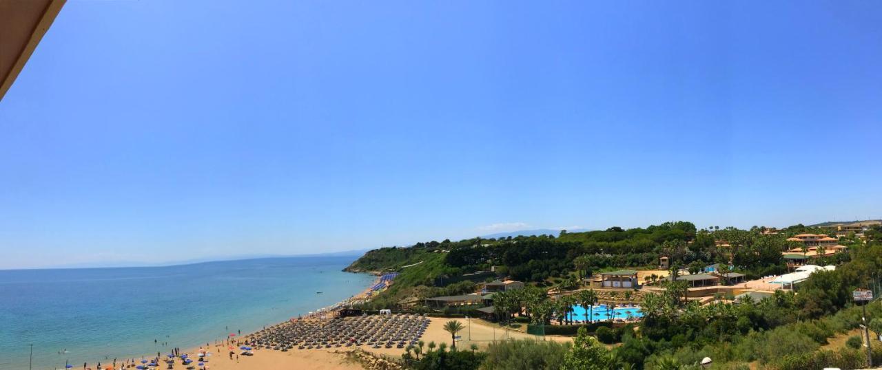 Appartamenti E Stanze Onde Blu Ле-Кастелла Экстерьер фото
